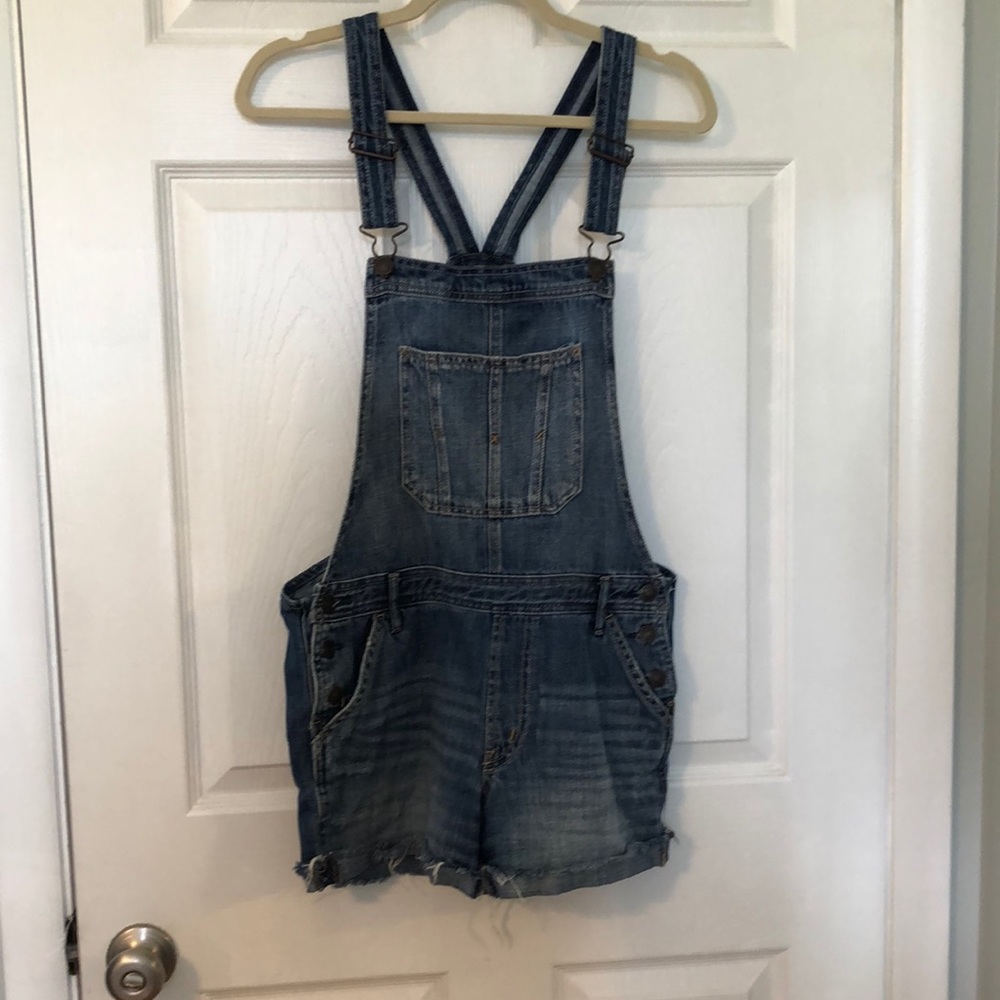Abercrombie short overalls